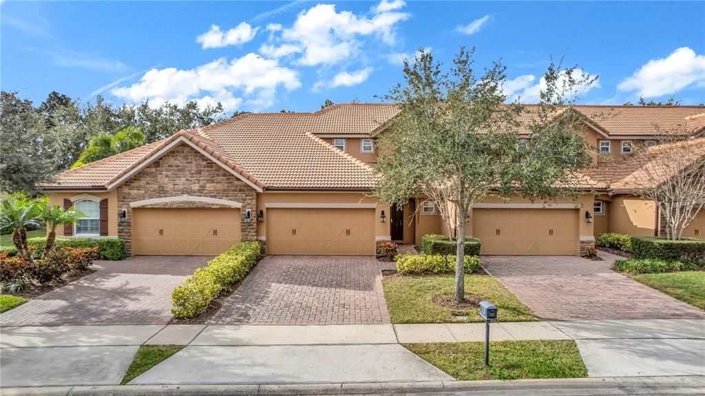 En Venta: $539,500 (4 camas, 3 baños, 2386 Pies cuadrados)