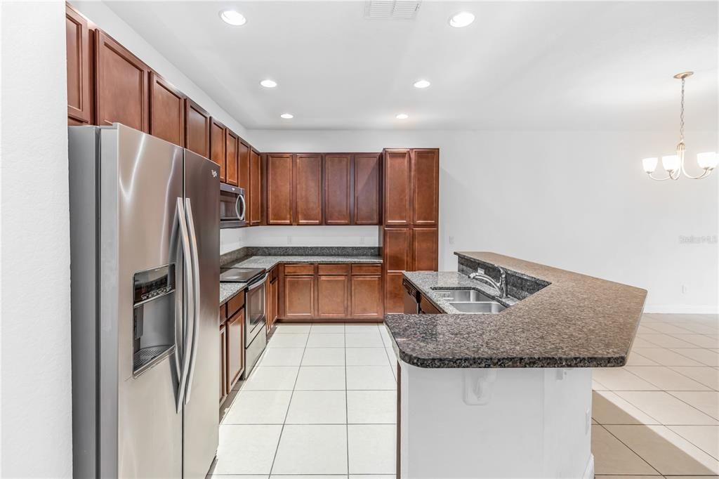 En Venta: $539,500 (4 camas, 3 baños, 2386 Pies cuadrados)