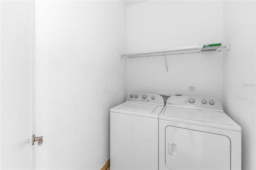 En Venta: $539,500 (4 camas, 3 baños, 2386 Pies cuadrados)