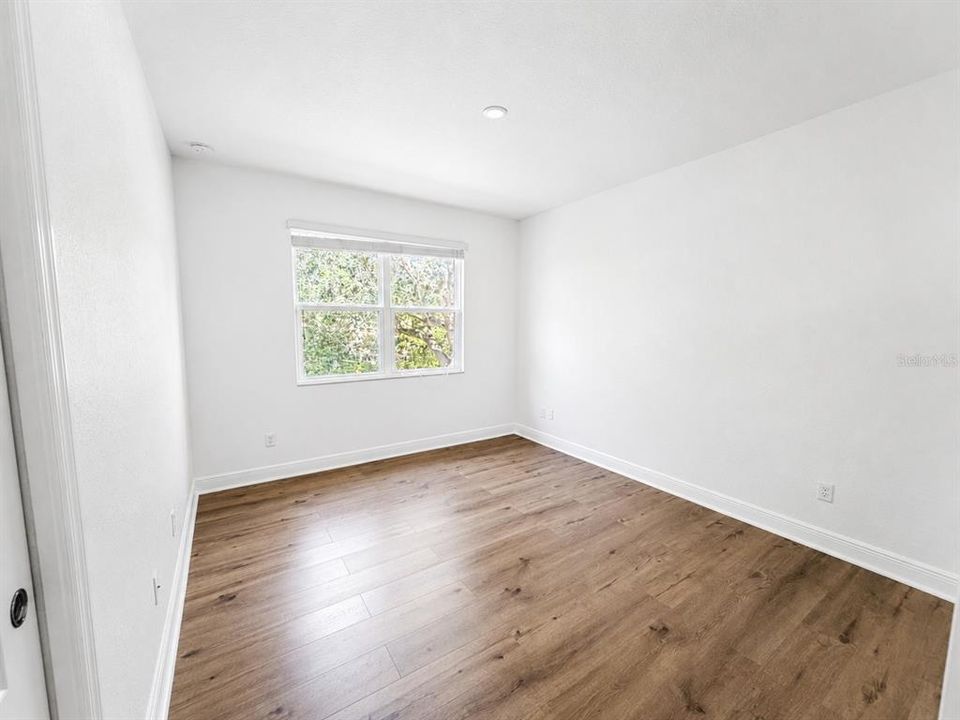 En Venta: $539,500 (4 camas, 3 baños, 2386 Pies cuadrados)