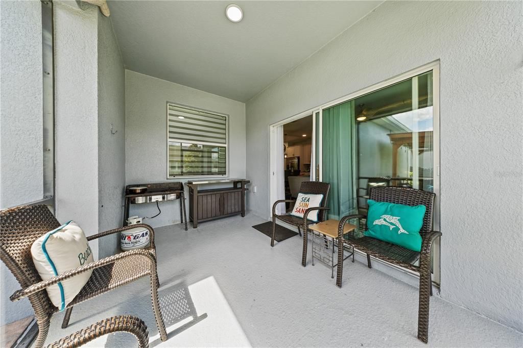 En Venta: $565,000 (6 camas, 3 baños, 2433 Pies cuadrados)