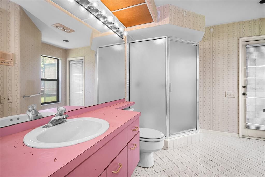 For Sale: $579,500 (4 beds, 3 baths, 2933 Square Feet)
