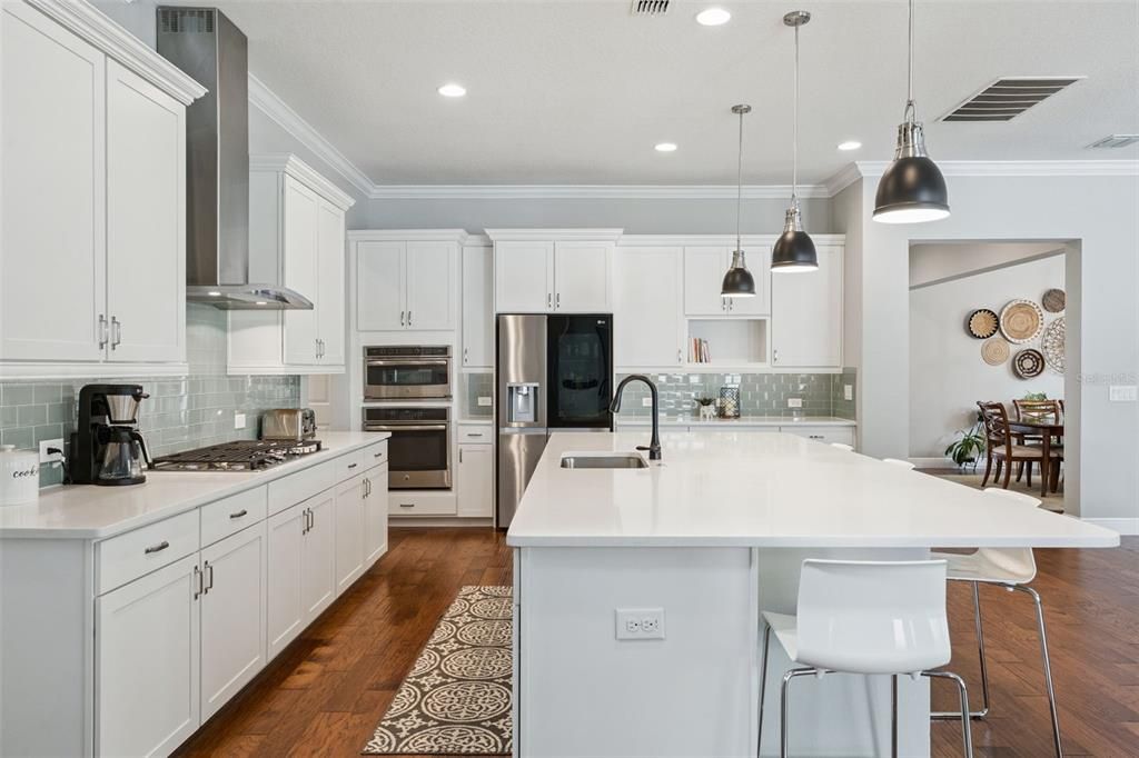 Activo con contrato: $889,000 (5 camas, 4 baños, 3625 Pies cuadrados)