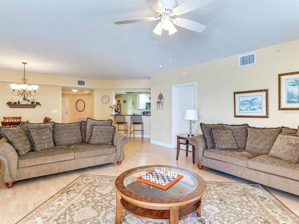 For Rent: $6,000 (2 beds, 2 baths, 1840 Square Feet)