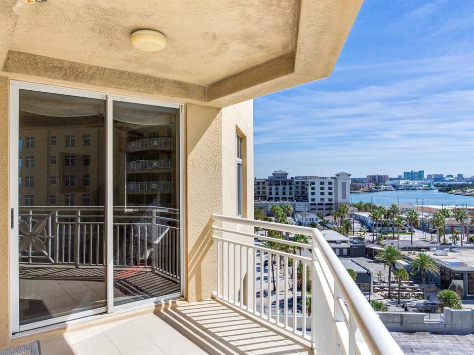 For Rent: $6,000 (2 beds, 2 baths, 1840 Square Feet)