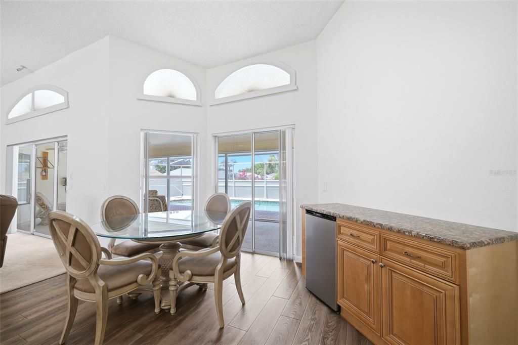 For Sale: $345,000 (3 beds, 2 baths, 1971 Square Feet)