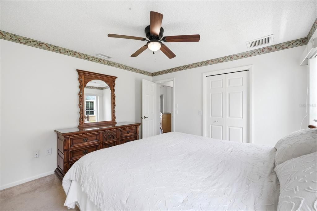 For Sale: $345,000 (3 beds, 2 baths, 1971 Square Feet)