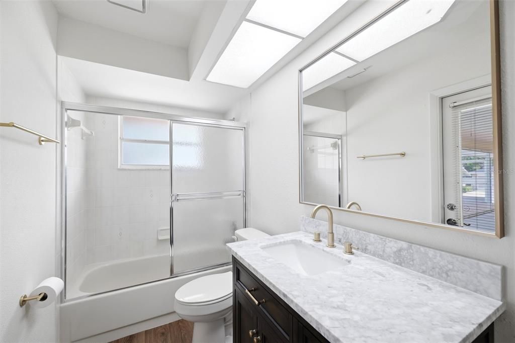 For Sale: $345,000 (3 beds, 2 baths, 1971 Square Feet)