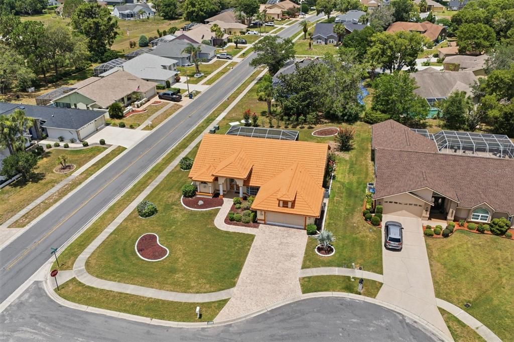 For Sale: $345,000 (3 beds, 2 baths, 1971 Square Feet)