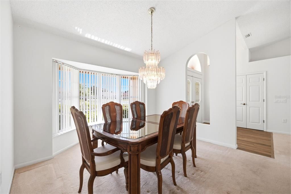 For Sale: $345,000 (3 beds, 2 baths, 1971 Square Feet)