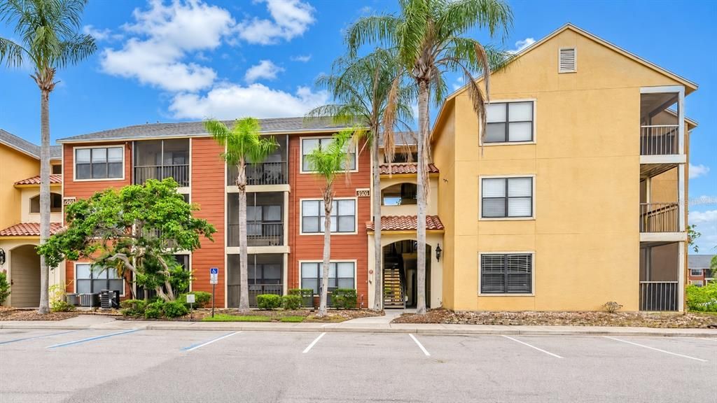 Recently Rented: $1,350 (1 beds, 1 baths, 665 Square Feet)