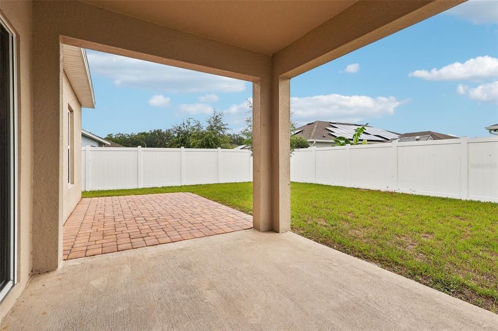 For Sale: $344,000 (4 beds, 2 baths, 1897 Square Feet)