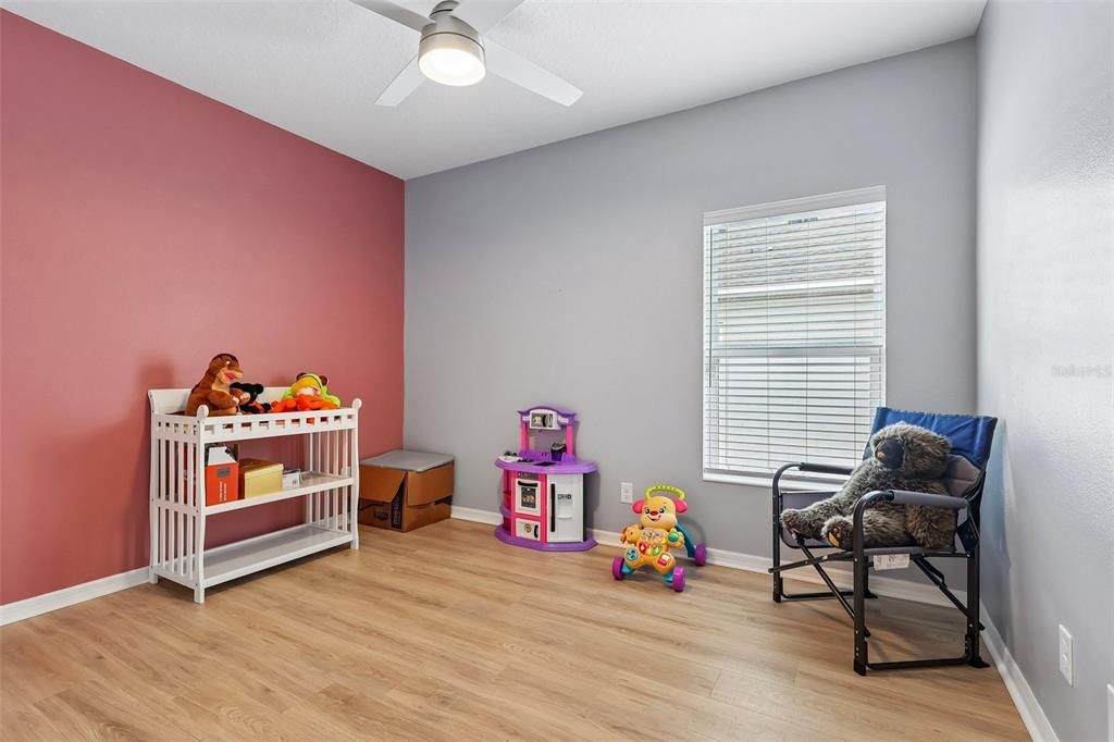 For Sale: $344,000 (4 beds, 2 baths, 1897 Square Feet)