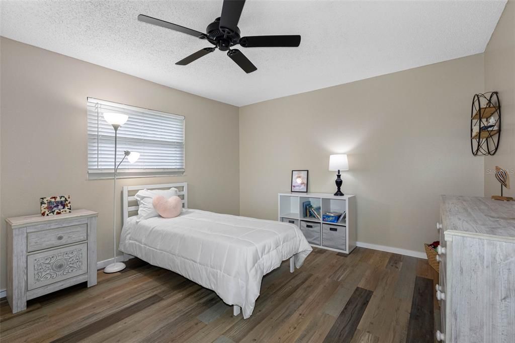 For Sale: $674,000 (4 beds, 2 baths, 1662 Square Feet)