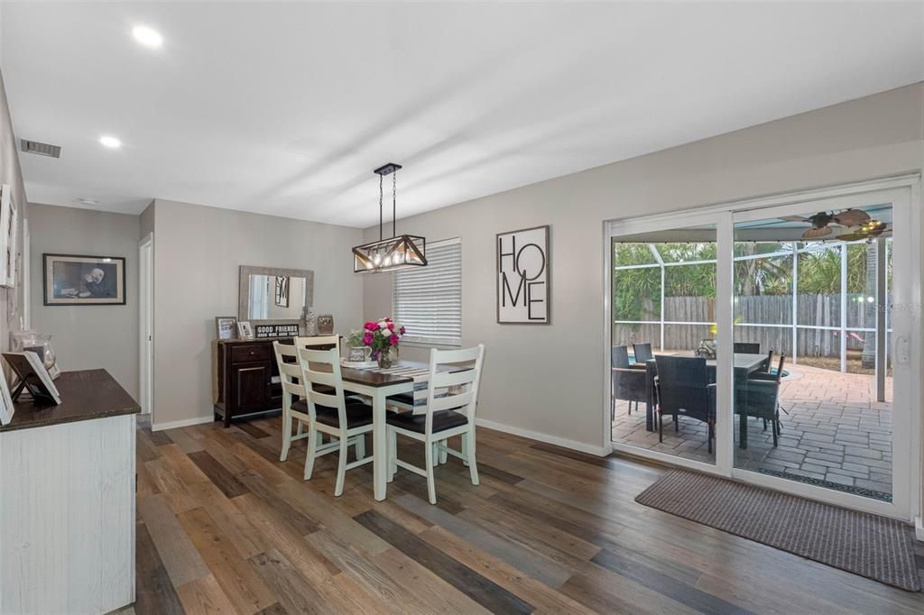 For Sale: $674,000 (4 beds, 2 baths, 1662 Square Feet)