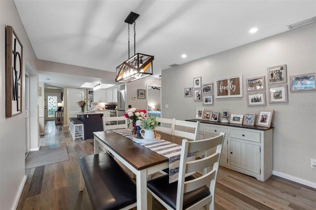 For Sale: $674,000 (4 beds, 2 baths, 1662 Square Feet)