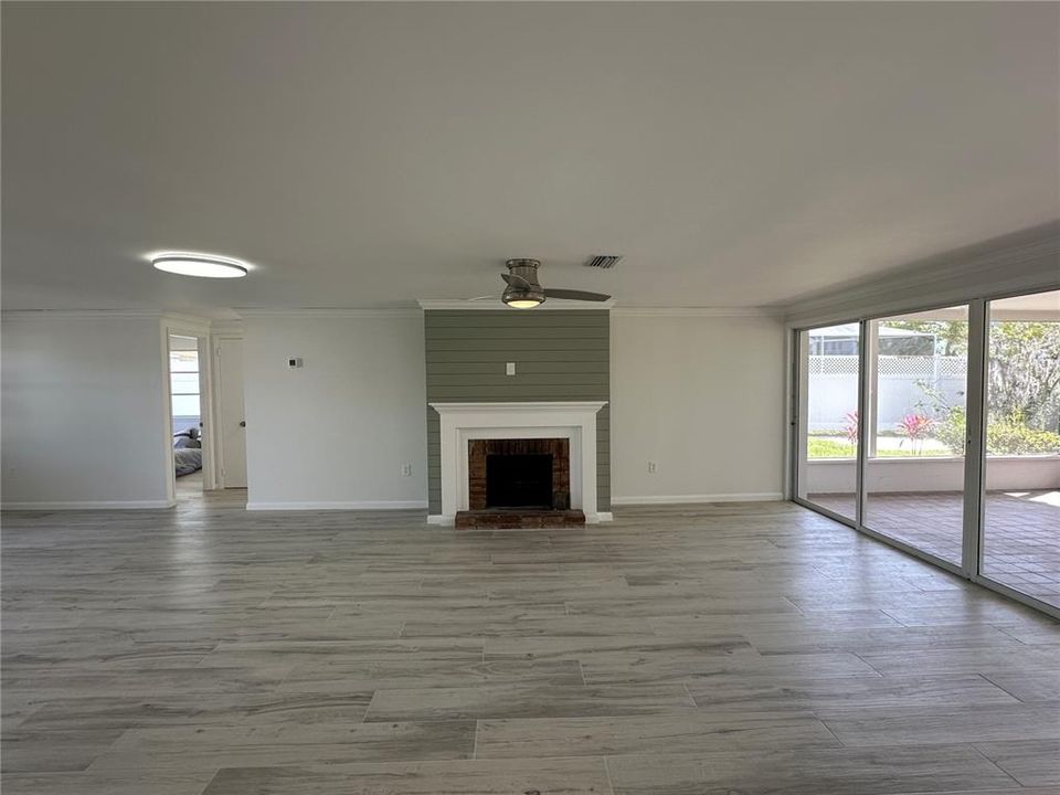For Rent: $2,700 (3 beds, 2 baths, 1881 Square Feet)