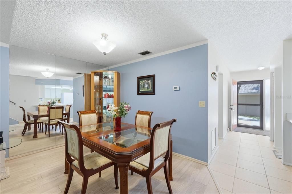 For Sale: $284,500 (3 beds, 2 baths, 1668 Square Feet)