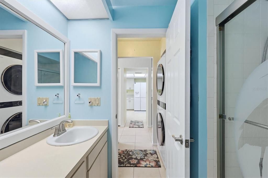 For Sale: $284,500 (3 beds, 2 baths, 1668 Square Feet)