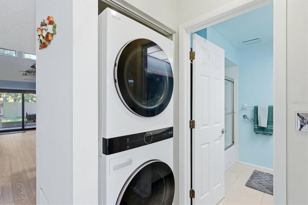 For Sale: $284,500 (3 beds, 2 baths, 1668 Square Feet)