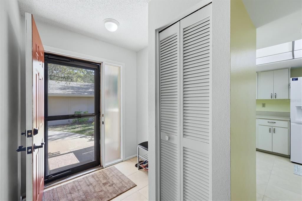 For Sale: $284,500 (3 beds, 2 baths, 1668 Square Feet)