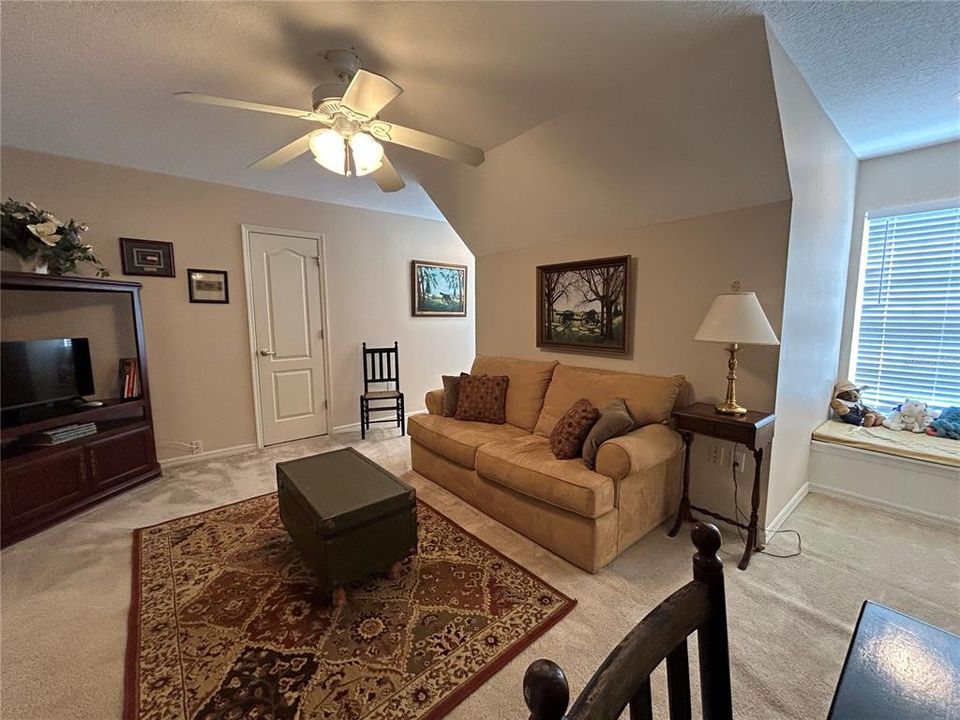 For Sale: $589,900 (5 beds, 2 baths, 2948 Square Feet)
