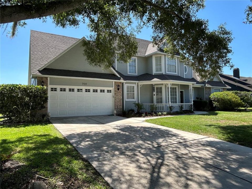 For Sale: $589,900 (5 beds, 2 baths, 2948 Square Feet)
