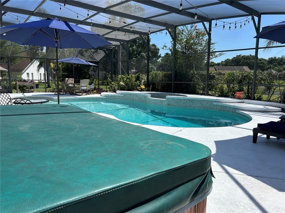For Sale: $589,900 (5 beds, 2 baths, 2948 Square Feet)