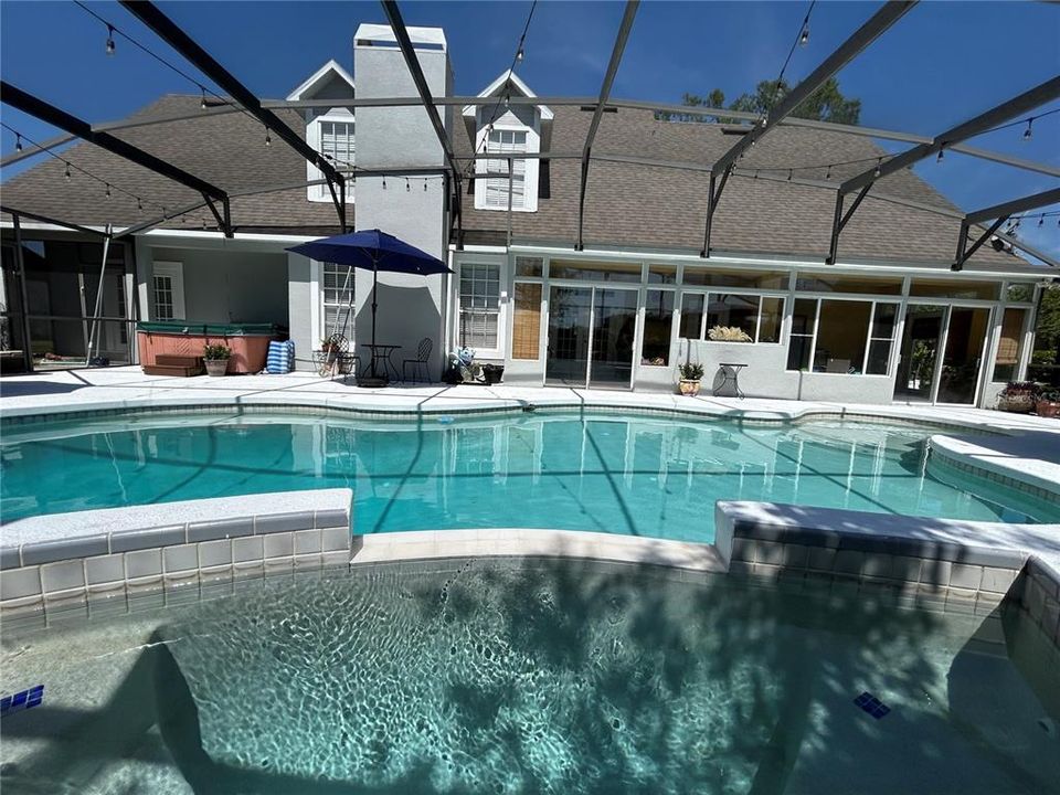 For Sale: $589,900 (5 beds, 2 baths, 2948 Square Feet)