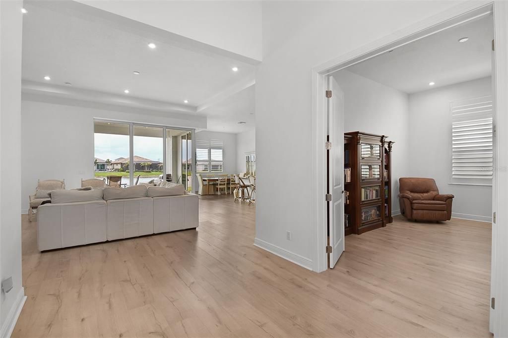 For Sale: $695,000 (3 beds, 3 baths, 2654 Square Feet)