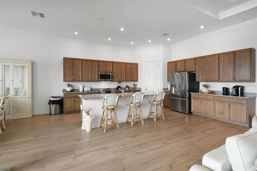 For Sale: $695,000 (3 beds, 3 baths, 2654 Square Feet)