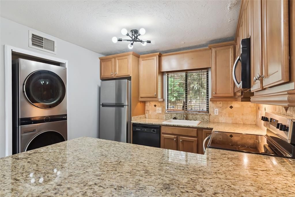 В аренду: $1,495 (2 спален, 2 ванн, 756 Квадратных фут)