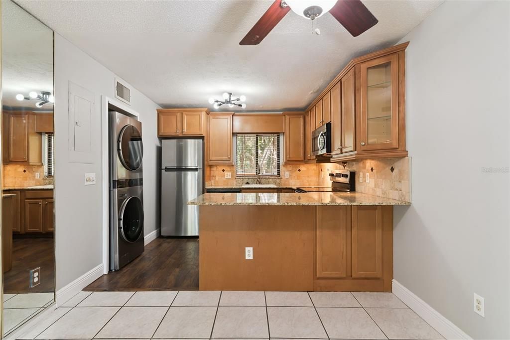 В аренду: $1,495 (2 спален, 2 ванн, 756 Квадратных фут)