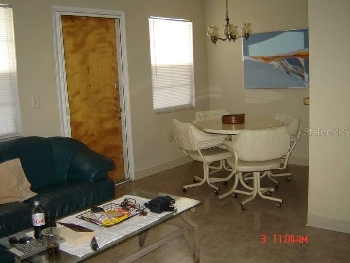 For Sale: $64,998 (1 beds, 1 baths, 585 Square Feet)