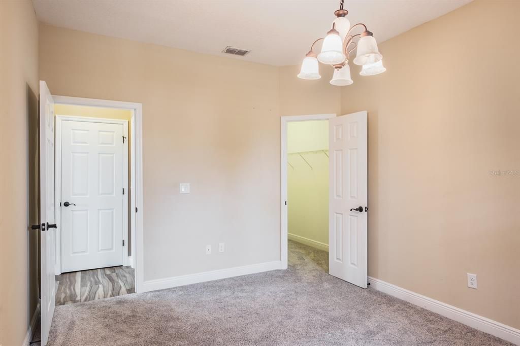 For Rent: $6,000 (5 beds, 4 baths, 3945 Square Feet)