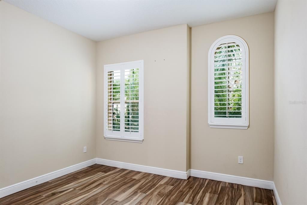 For Rent: $6,000 (5 beds, 4 baths, 3945 Square Feet)