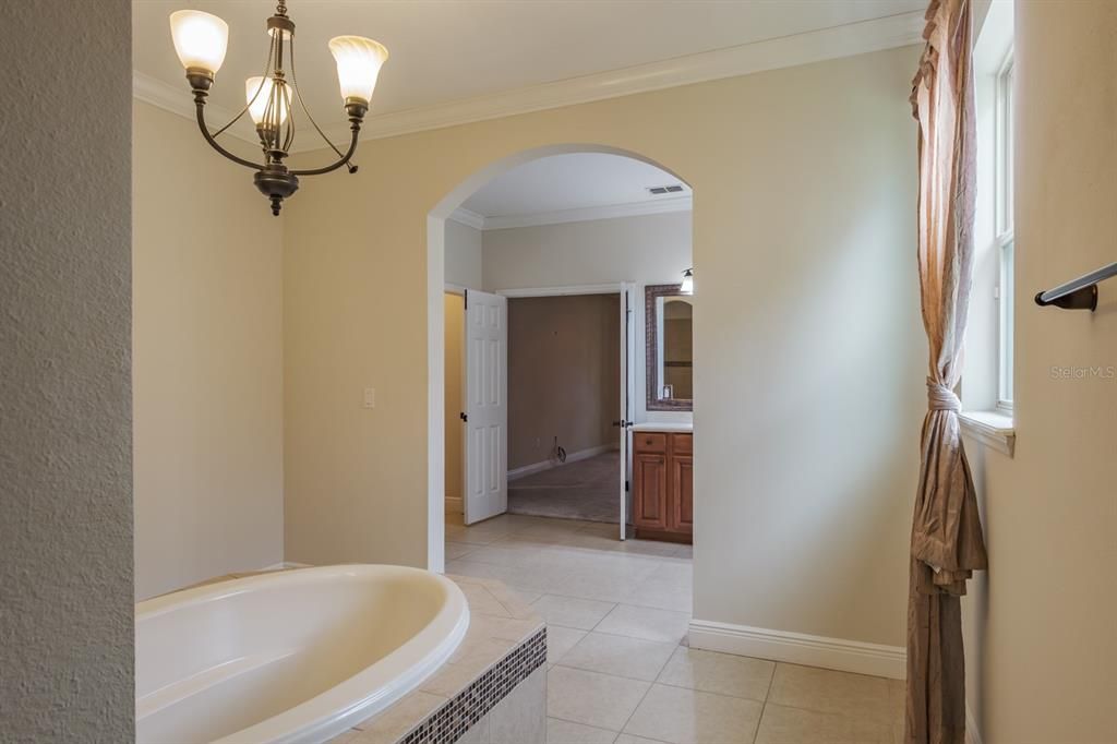 For Rent: $6,000 (5 beds, 4 baths, 3945 Square Feet)