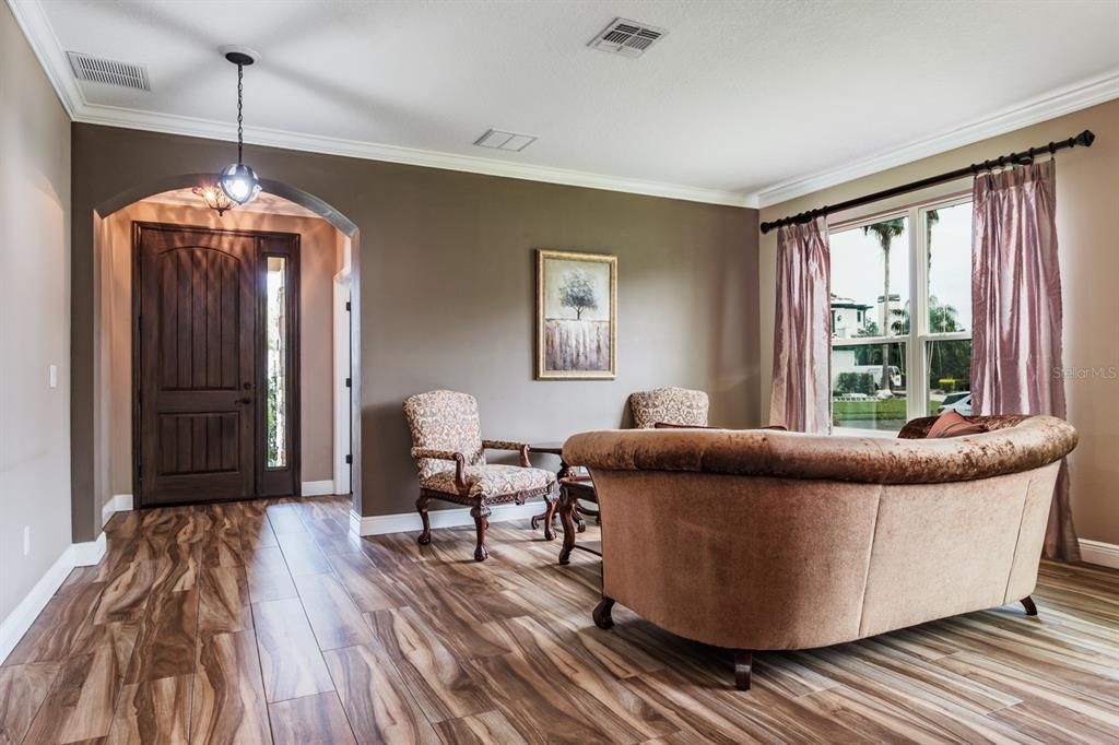 For Rent: $6,000 (5 beds, 4 baths, 3945 Square Feet)