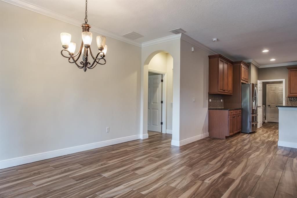For Rent: $6,000 (5 beds, 4 baths, 3945 Square Feet)