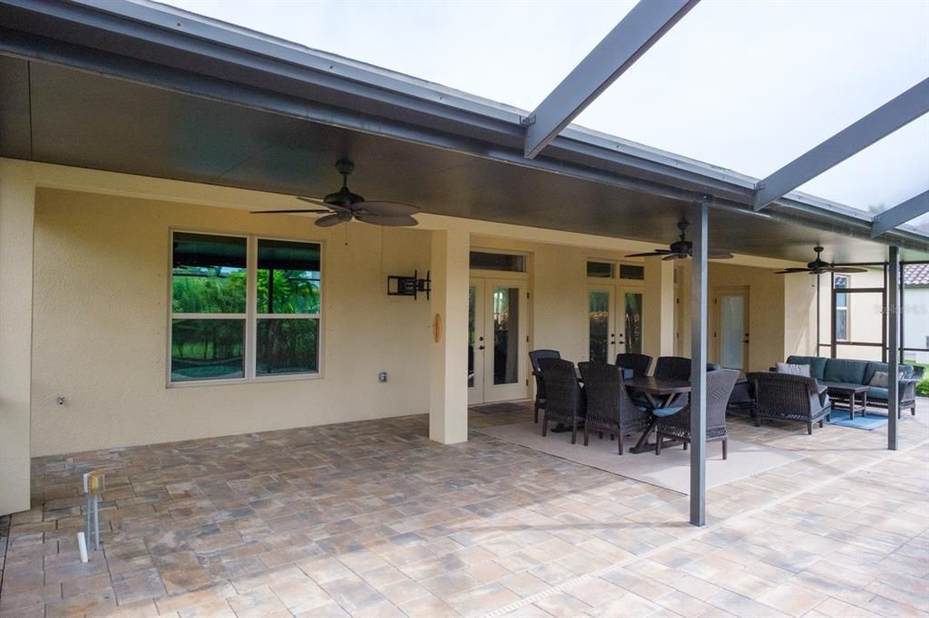 For Rent: $6,000 (5 beds, 4 baths, 3945 Square Feet)