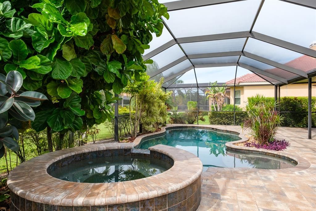For Rent: $6,000 (5 beds, 4 baths, 3945 Square Feet)
