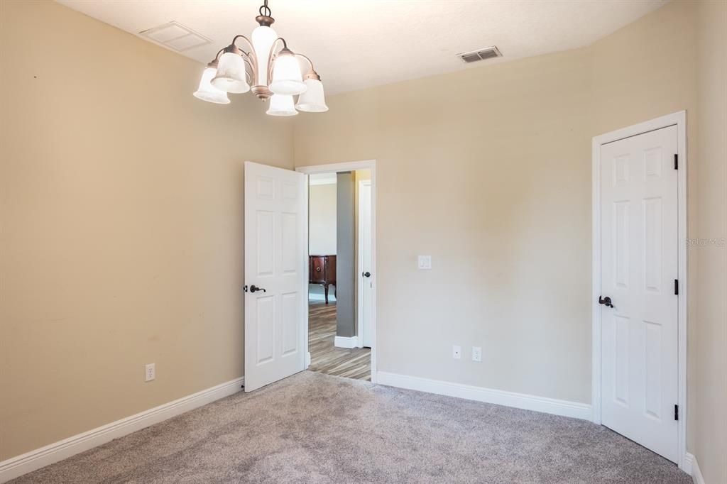 For Rent: $6,000 (5 beds, 4 baths, 3945 Square Feet)