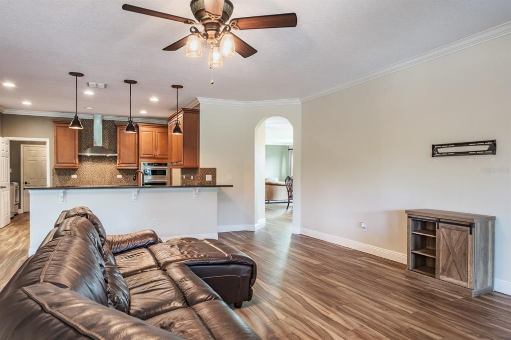 For Rent: $6,000 (5 beds, 4 baths, 3945 Square Feet)
