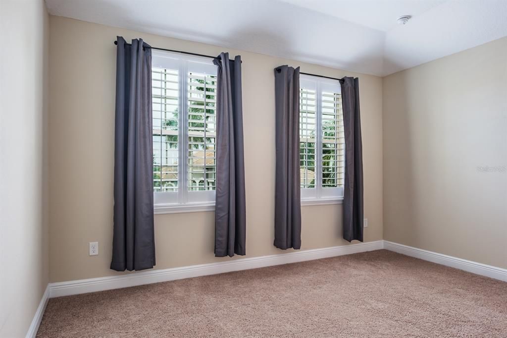 For Rent: $6,000 (5 beds, 4 baths, 3945 Square Feet)