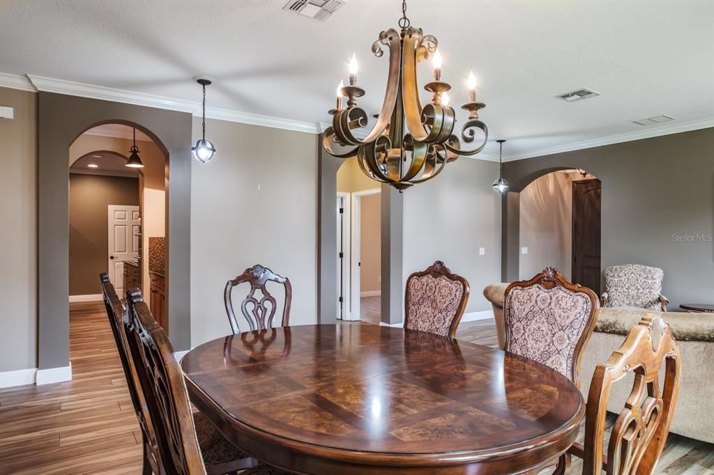 For Rent: $6,000 (5 beds, 4 baths, 3945 Square Feet)
