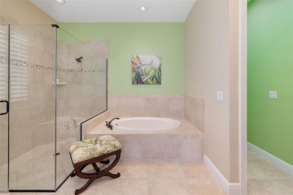 For Sale: $1,199,000 (3 beds, 4 baths, 2791 Square Feet)