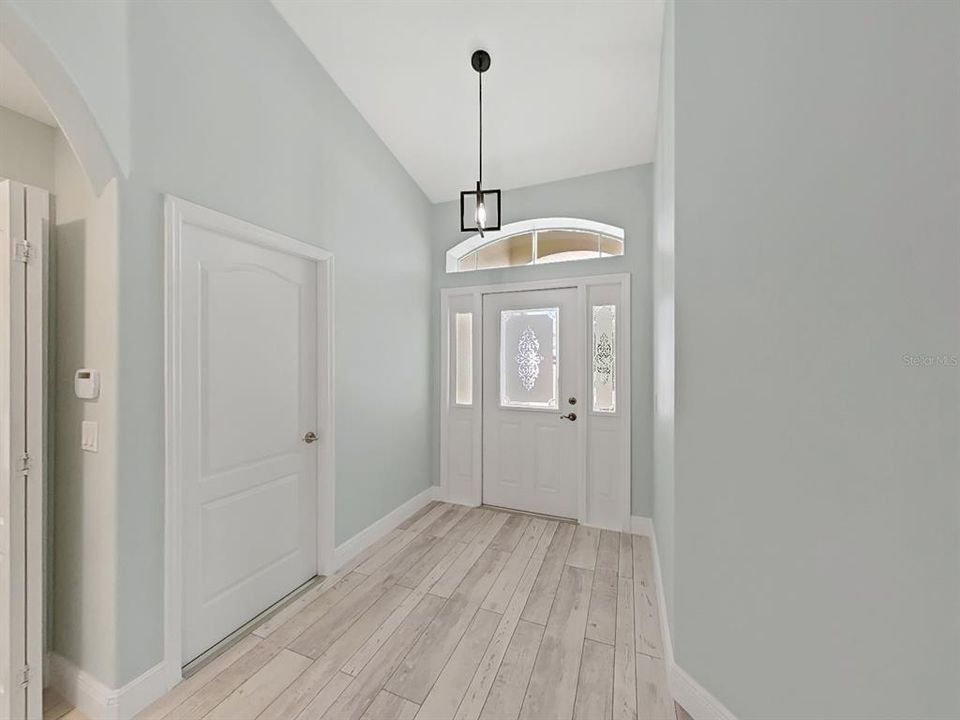 На продажу: $499,000 (3 спален, 2 ванн, 1433 Квадратных фут)