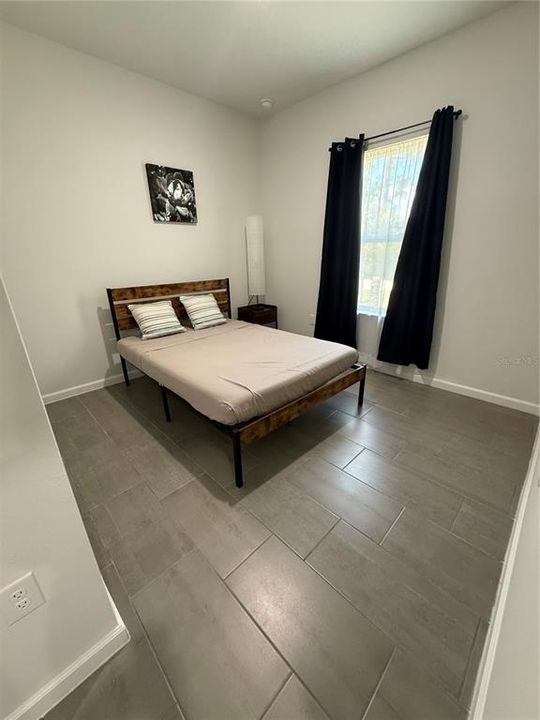 For Rent: $1,100 (1 beds, 1 baths, 360 Square Feet)