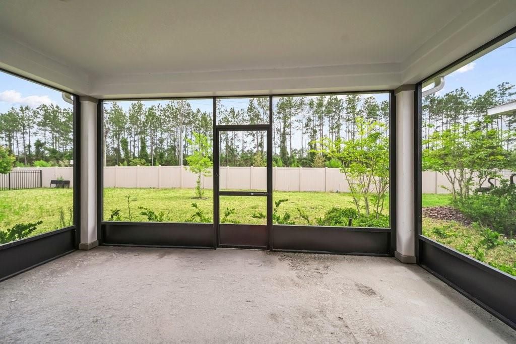 For Rent: $2,950 (4 beds, 2 baths, 2379 Square Feet)