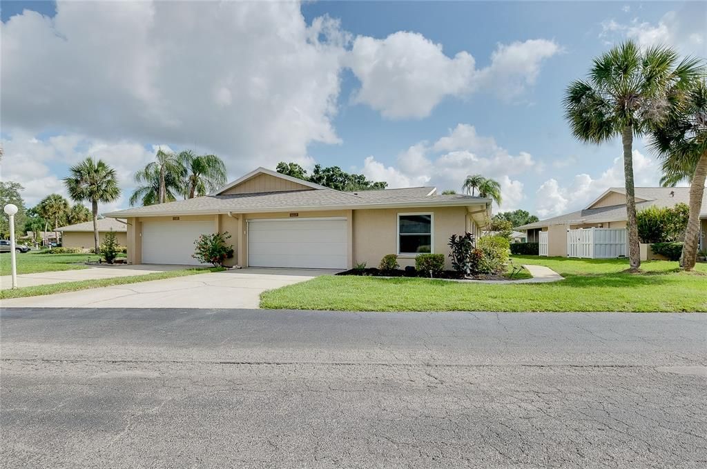 For Sale: $325,000 (3 beds, 2 baths, 1715 Square Feet)